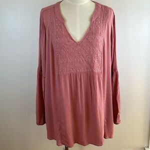 Torrid Crinkle Gauze Embroidered Long‎ Sleeve Top Size 3